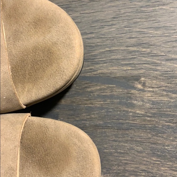 Guess Wedge Sandals - Picture 8 of 8